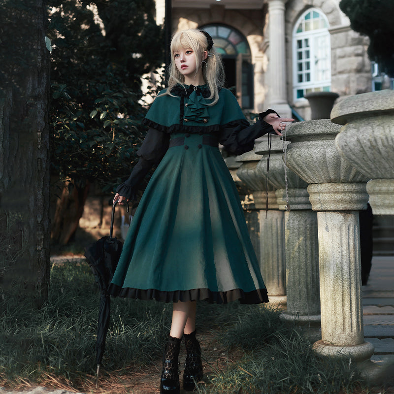 Witch's classic dress and short cape Witch's classic dress and short cape