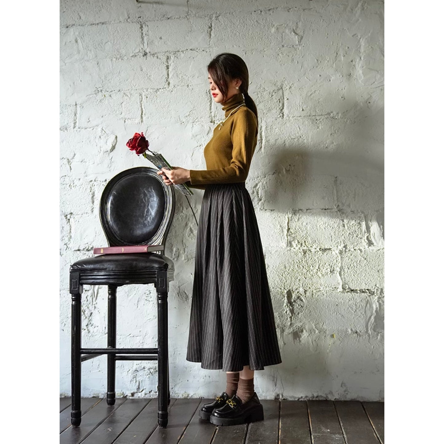 星降る夜に誘い出すタートルネックニット