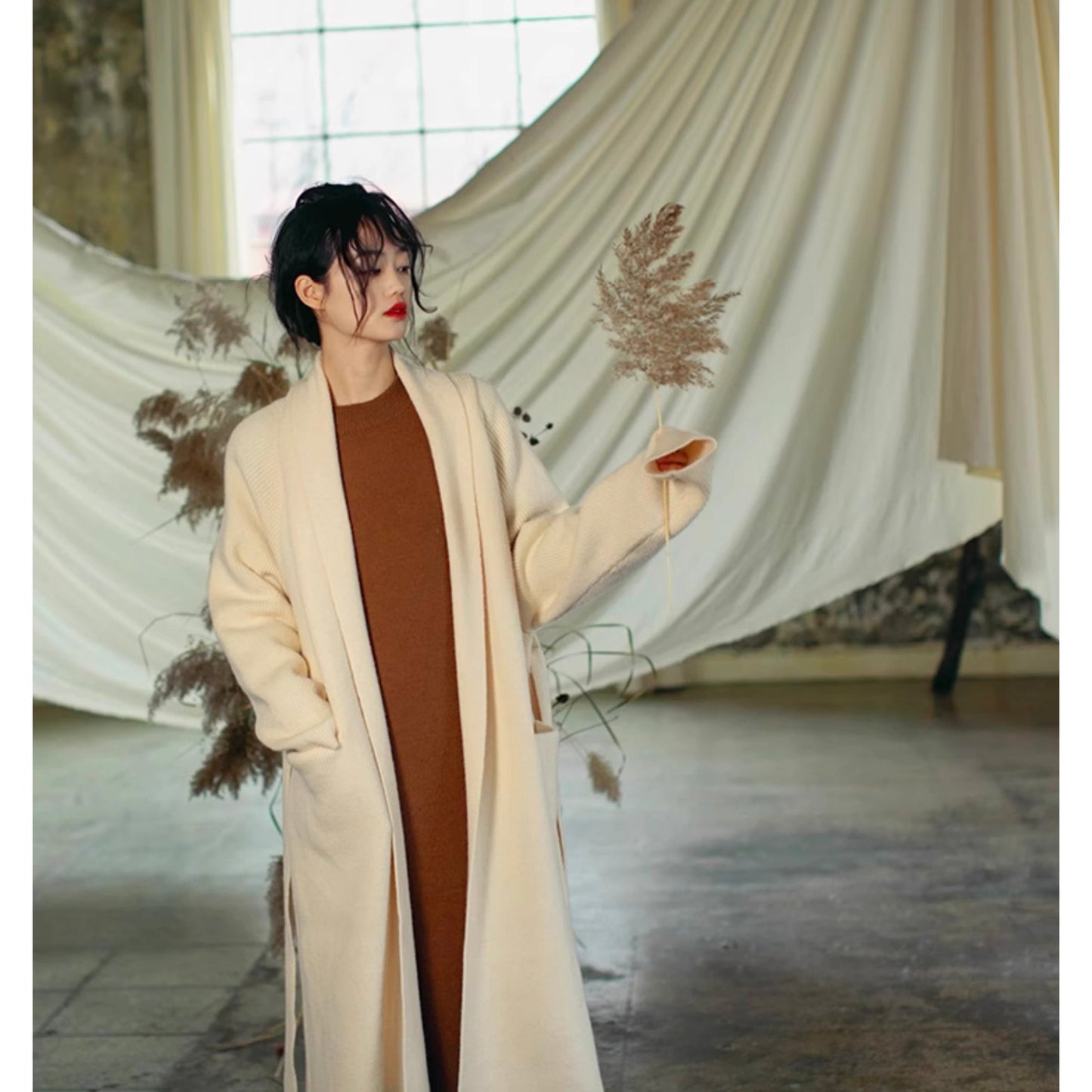 秘密の恋がはじまるニットワンピース