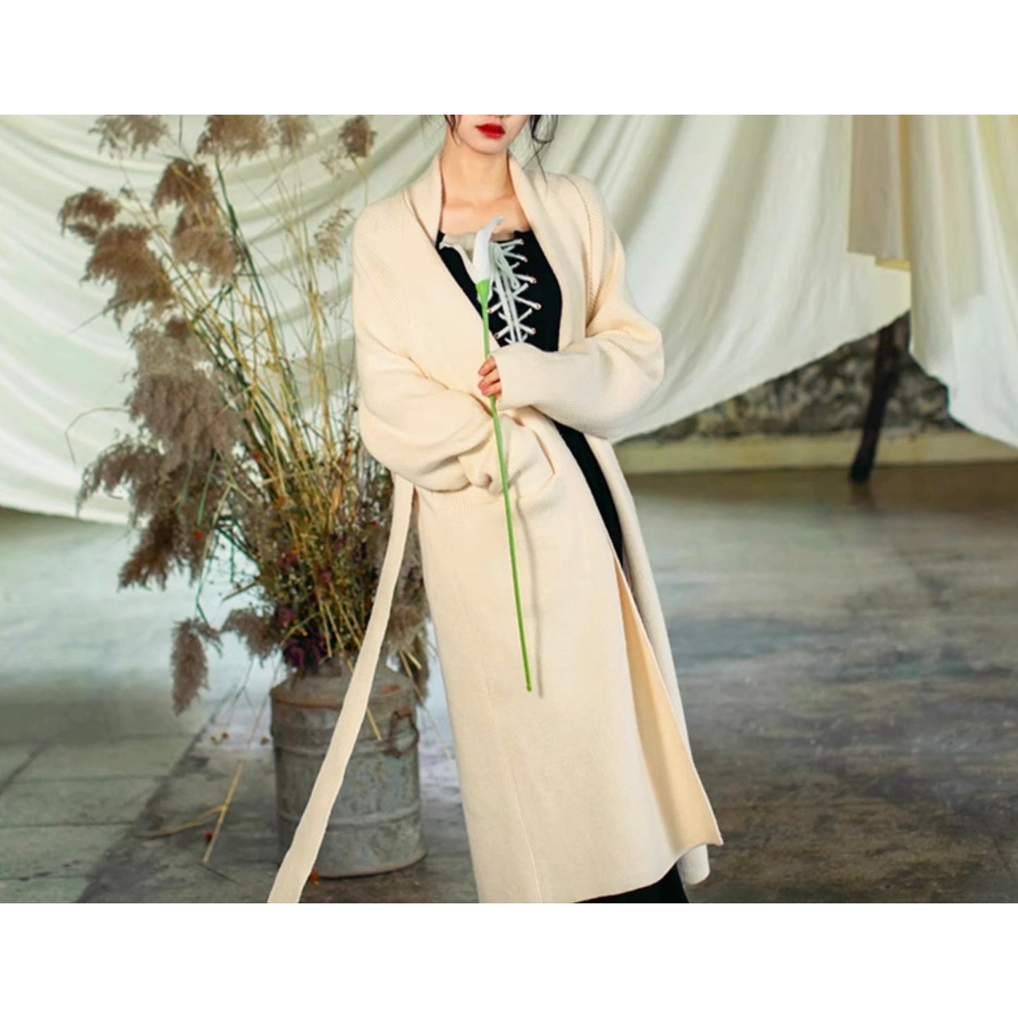 星明かりの夜に誘うニットワンピース