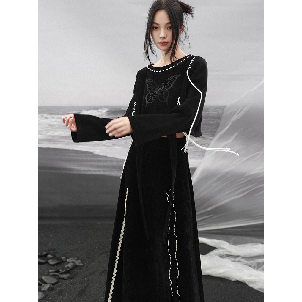 幾何学柄の刺繍コーデュロイロングスカート