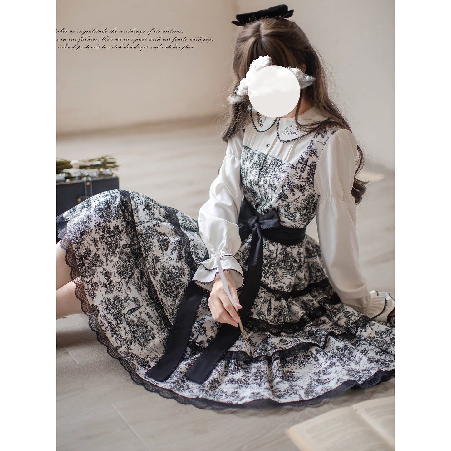 西洋の風景画の刺繍ワンピース