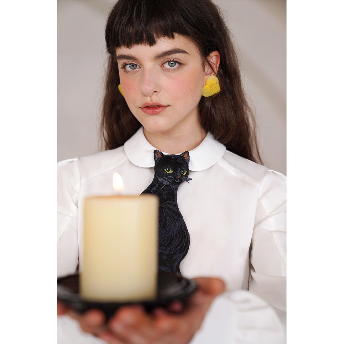 黒猫の刺繍ネクタイ