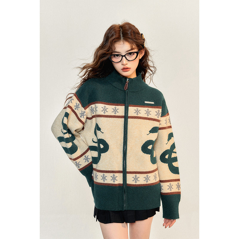 魔法学校のカーディガンジャケット