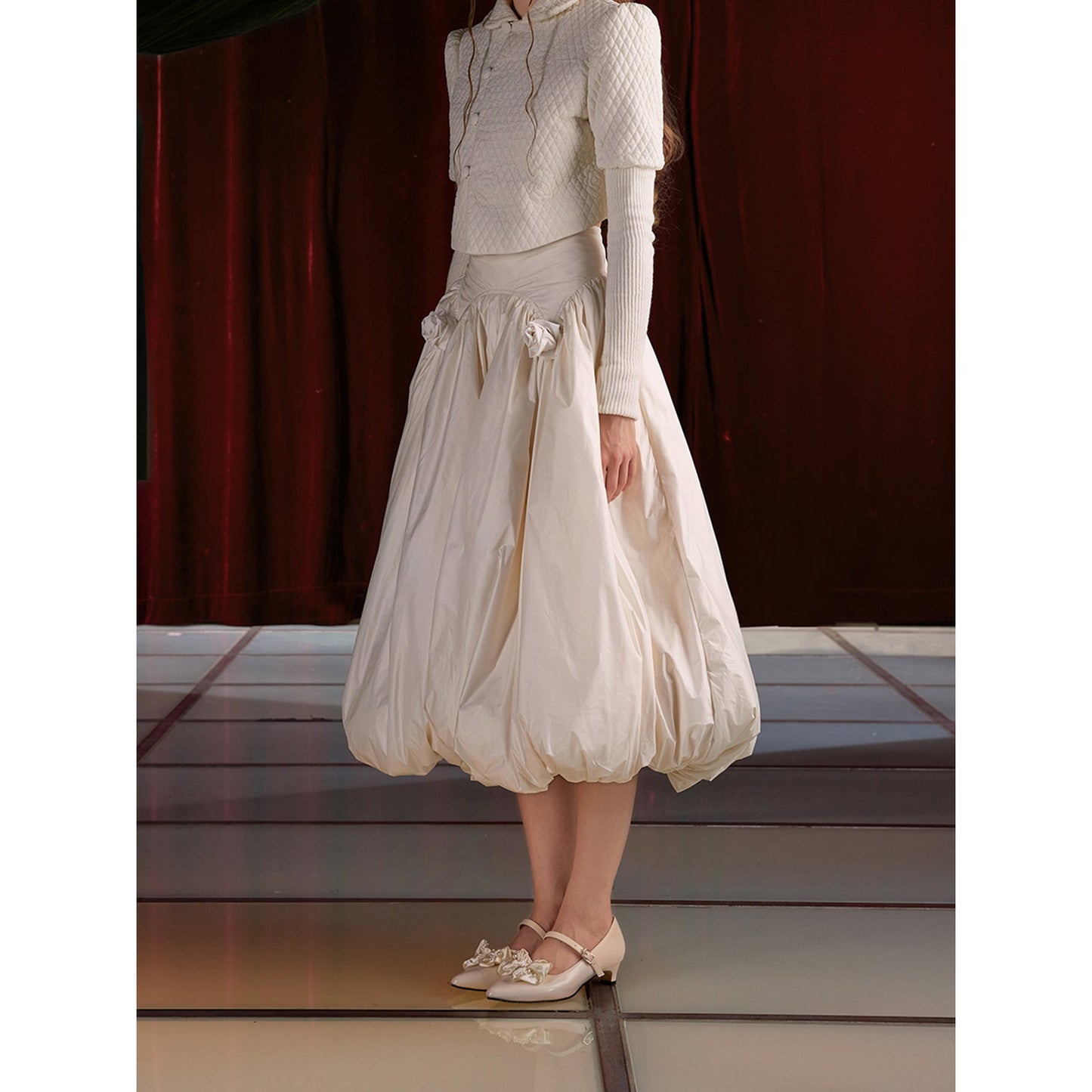 西洋王妃のコクーンスカート