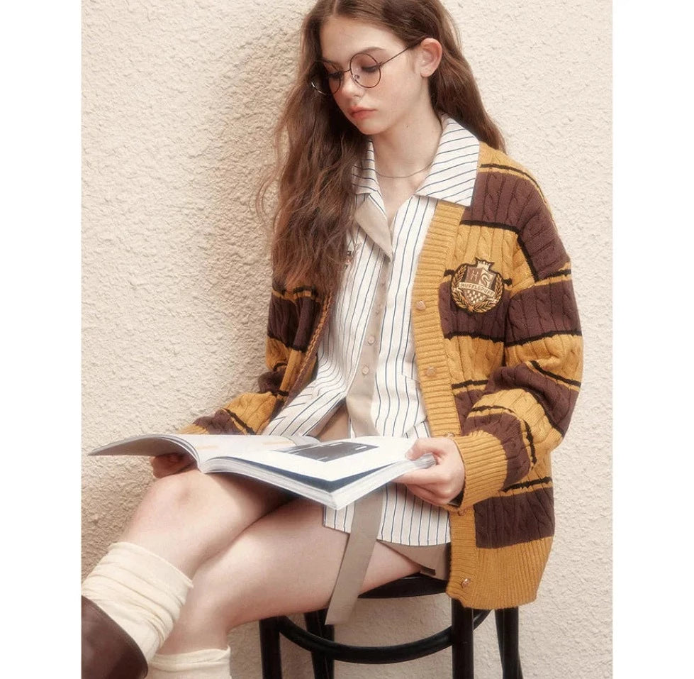 魔法学校の刺繍カーディガンジャケット