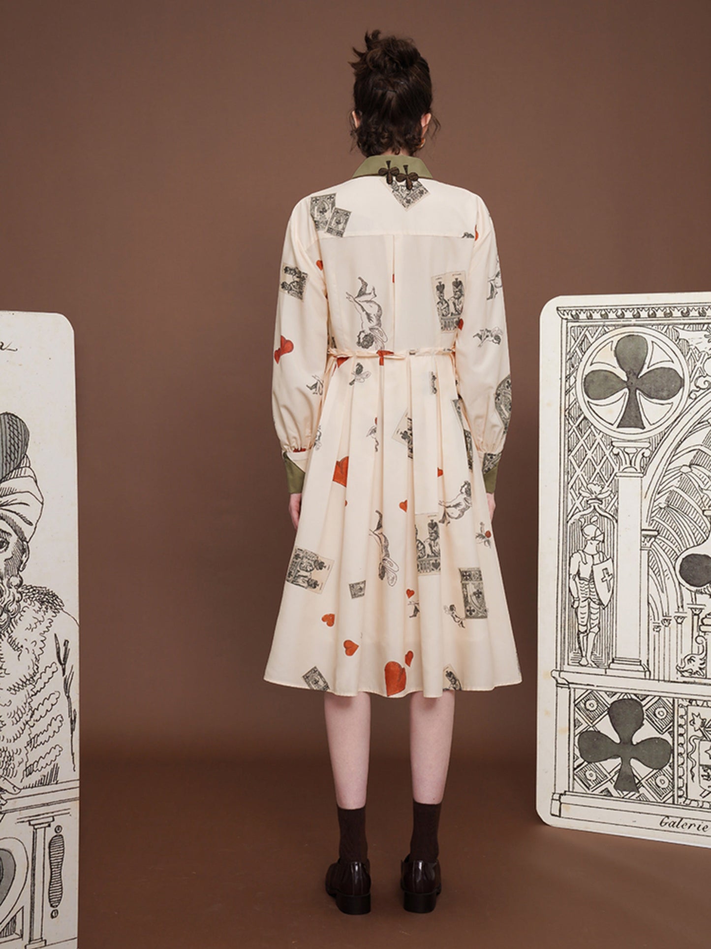 西洋木版のトランプ柄ワンピース