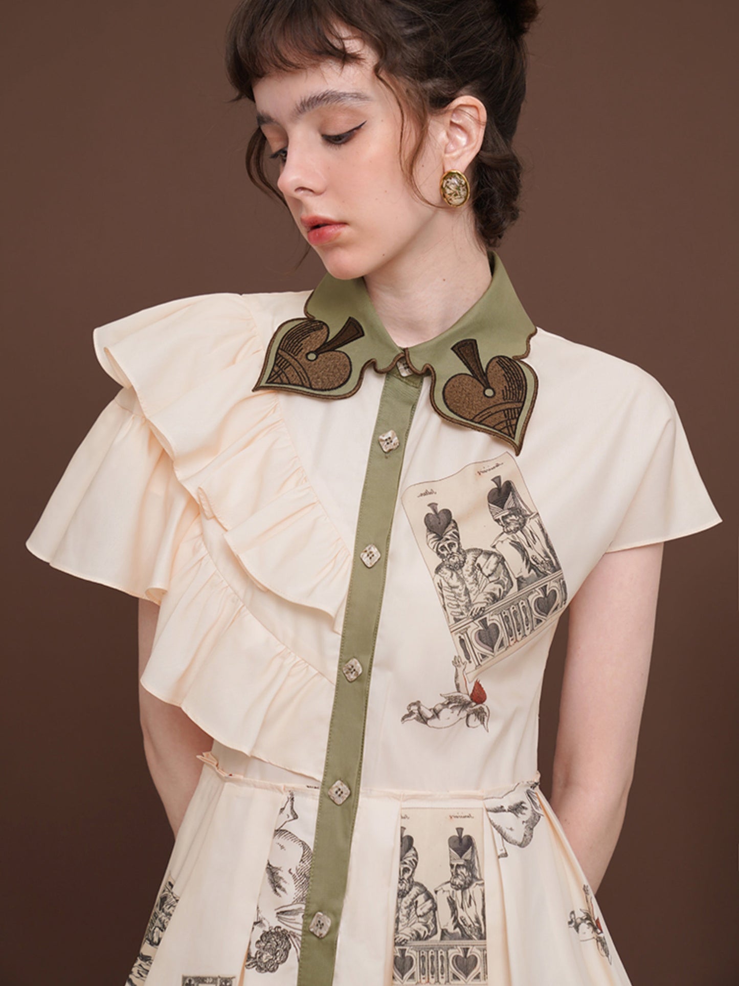 西洋木版のトランプ柄フリルワンピース