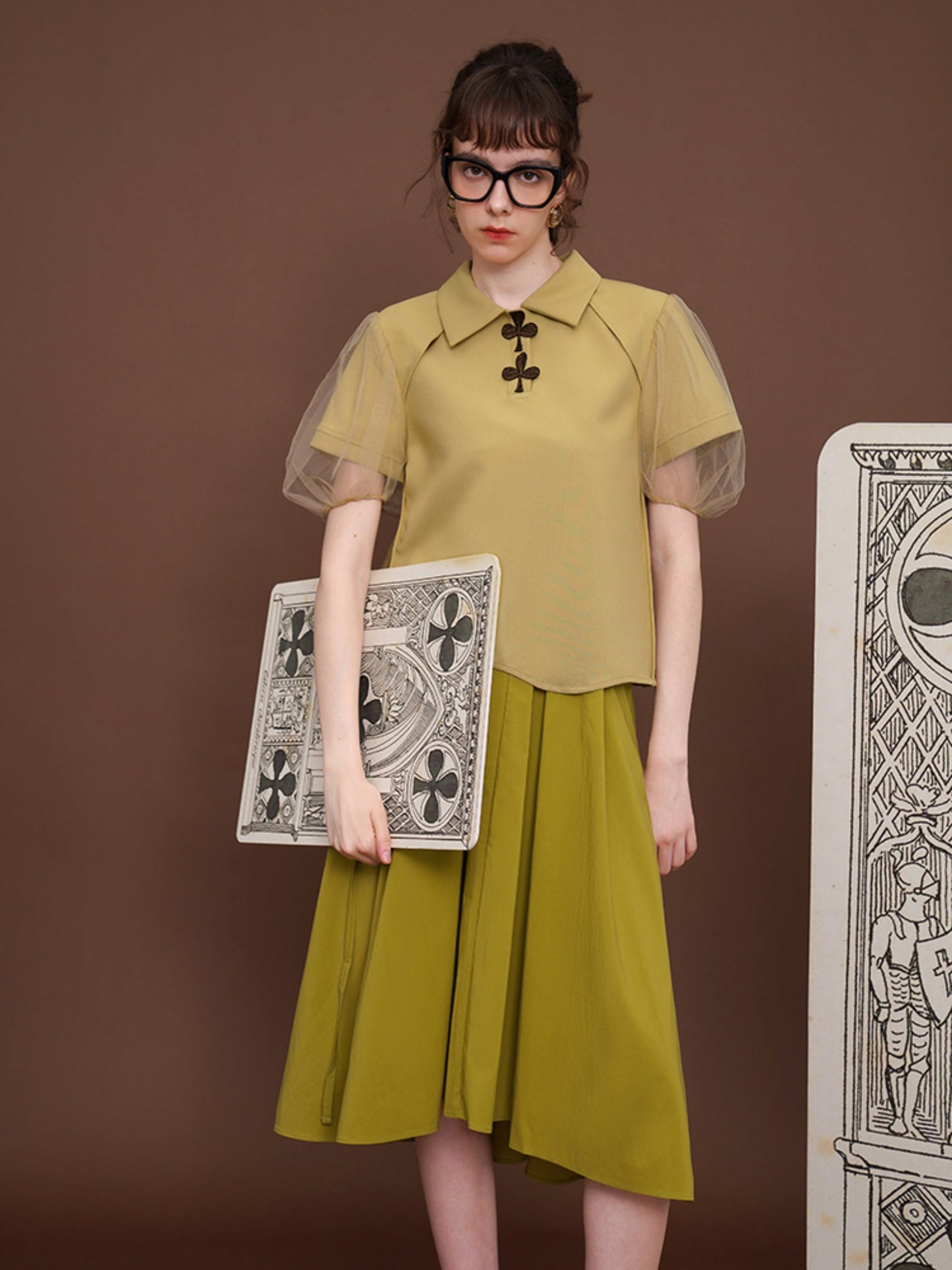 トランプ絵柄の刺繍ポロシャツ