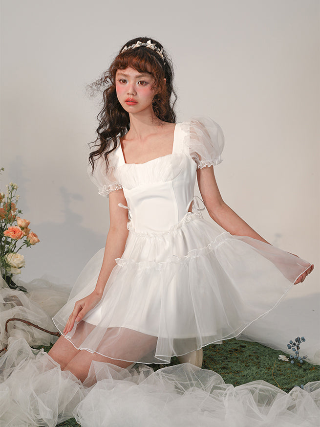 純白のお嬢様ロマンティックワンピース
