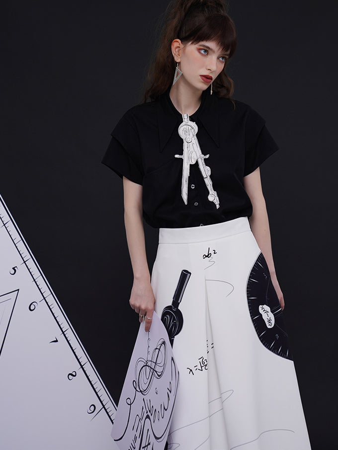 分度器と製図円規のスカート