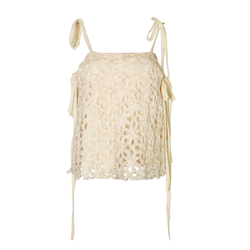 かぎ針編みのニットキャミソール