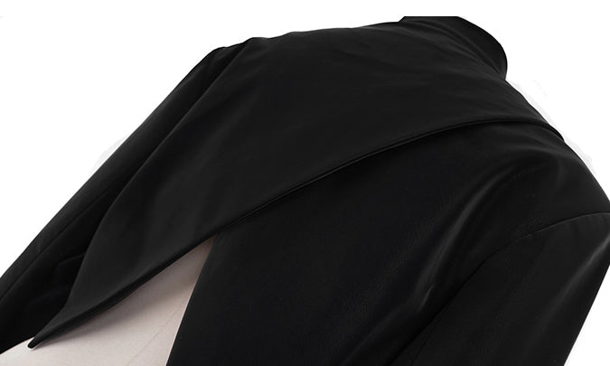 真夜中に濡れたチャイナトップス