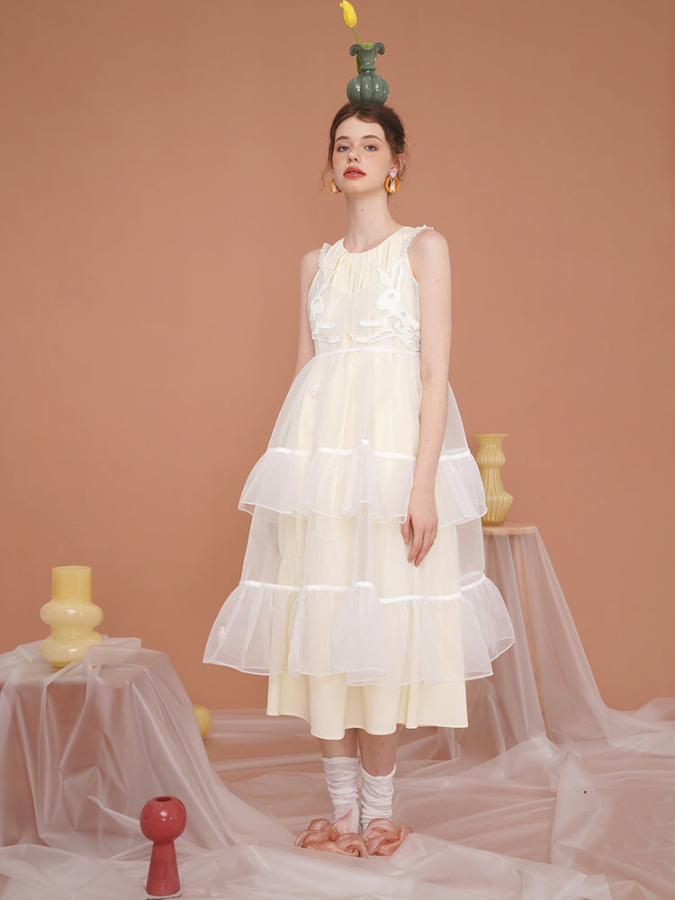 白兎の刺繍ストラップワンピース