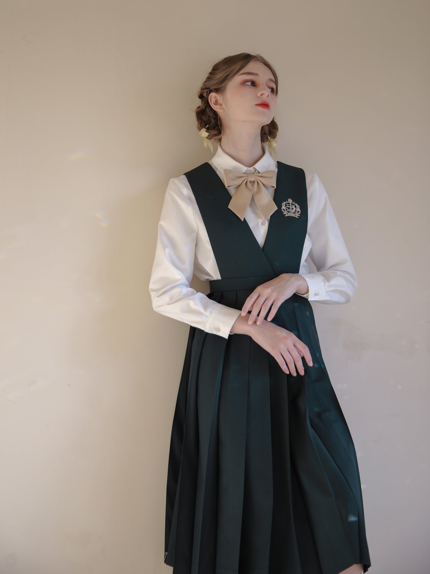 深緑の文学少女クラシカルジャンパースカートとショートジャケットとブラウス