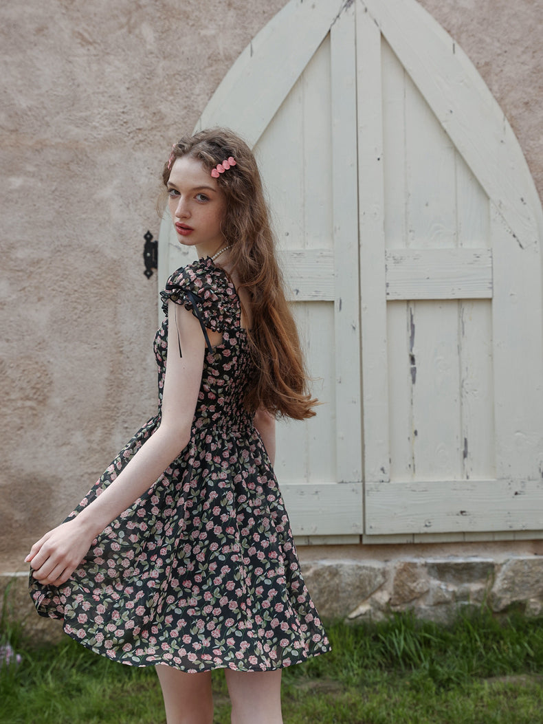 薔薇の花群集フレンチワンピース