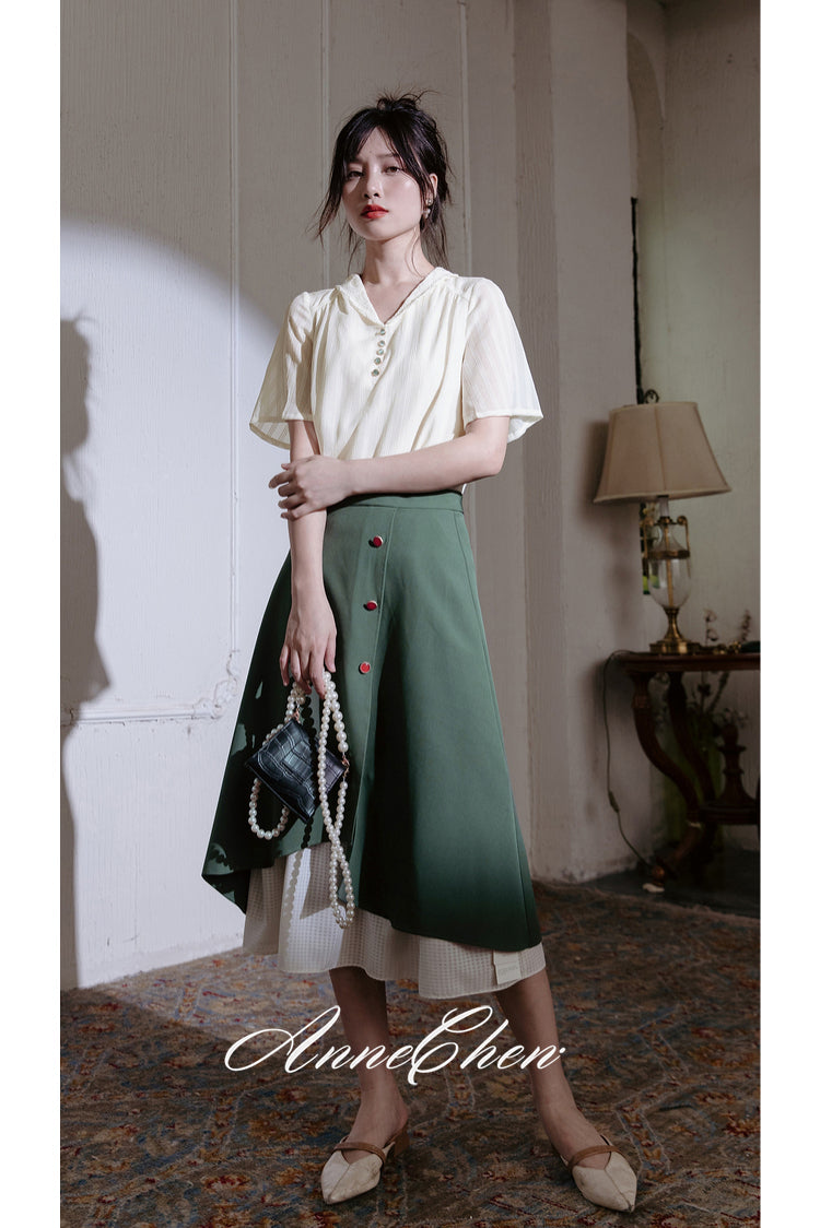 月の満ち欠け色ブラウス