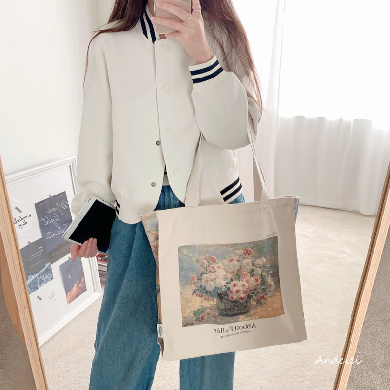 Still Life Flowersトートバッグ