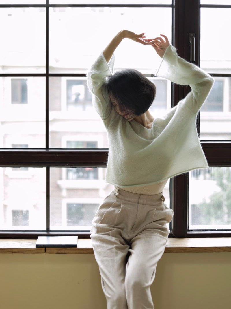 白茶の貴婦人ワイドレッグリネンパンツ