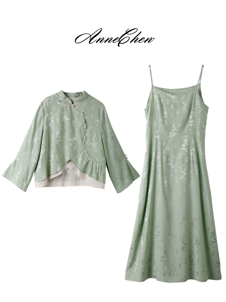 朝もやの森の花柄チャイナトップスとキャミソールワンピース