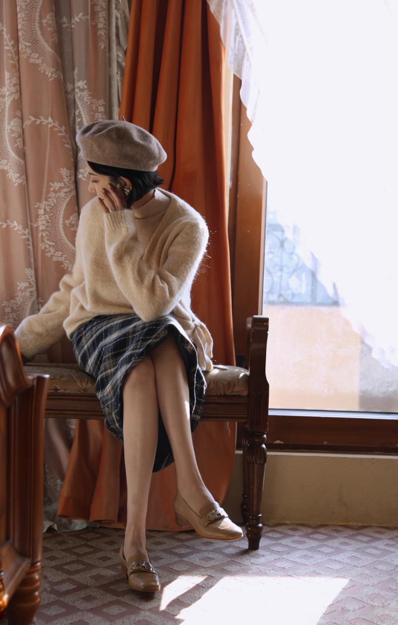 黒藍の斜め格子縞レトロスカート