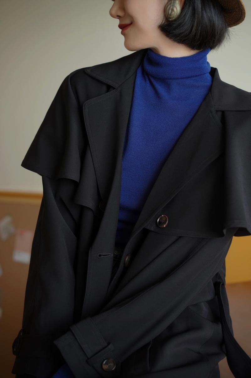 黒の貴婦人クラシカルトレンチコート
