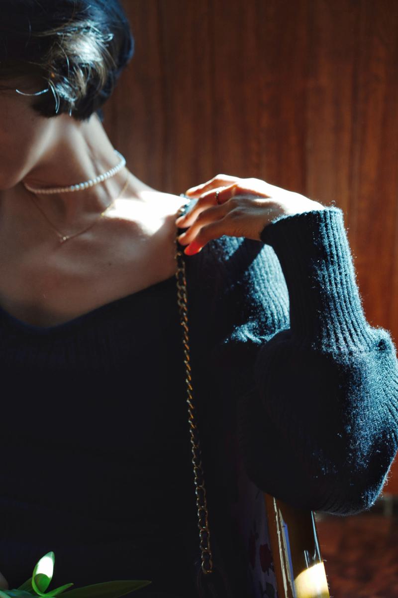 漆黒の貴婦人ニットワンピース