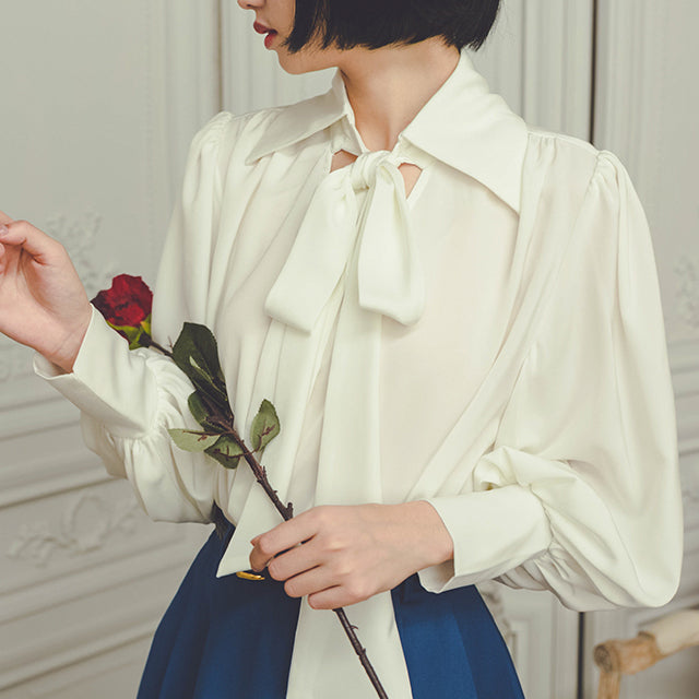 月明かりの貴婦人レトロブラウス