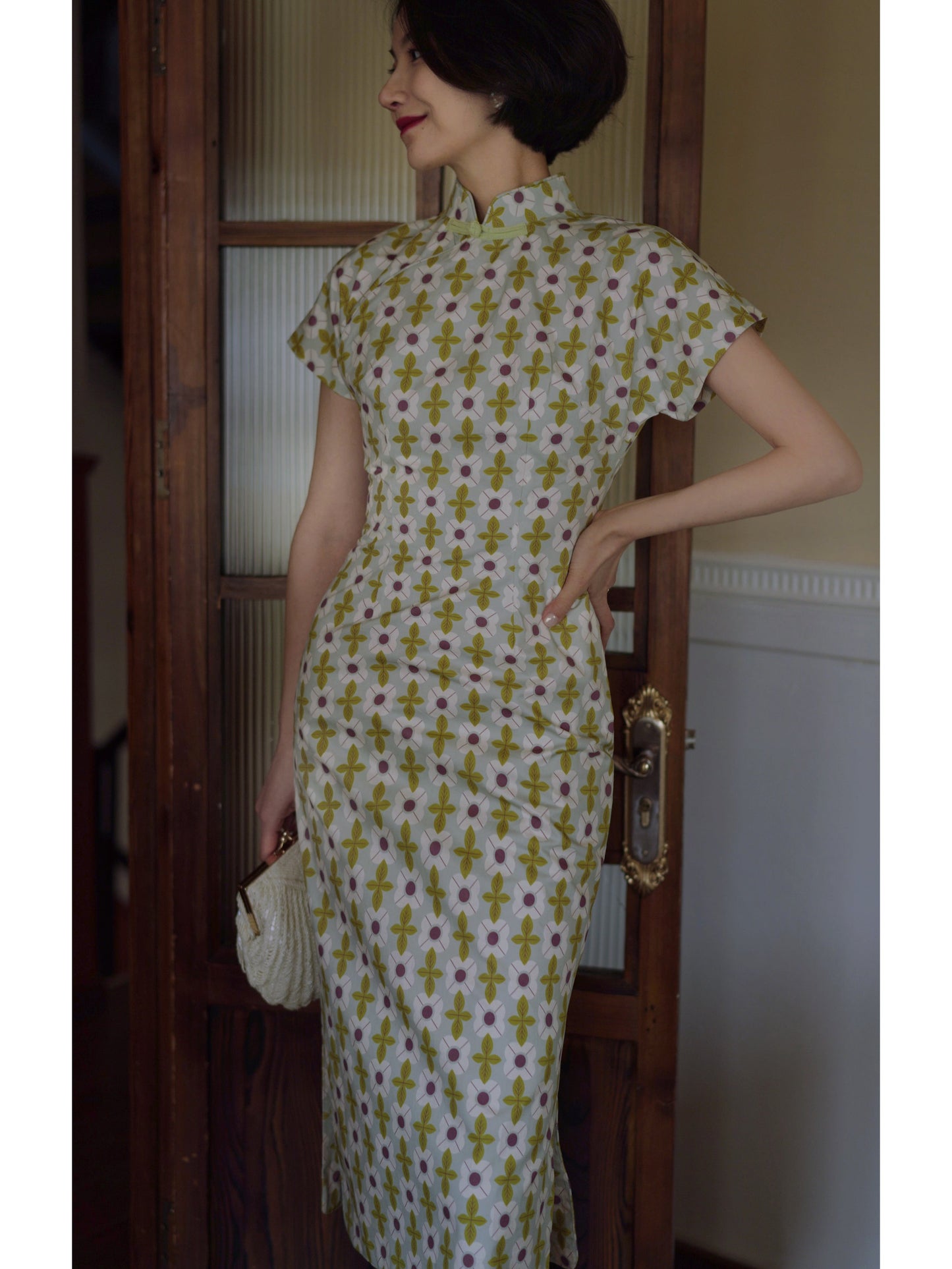 薄水の花菱柄チャイナワンピース