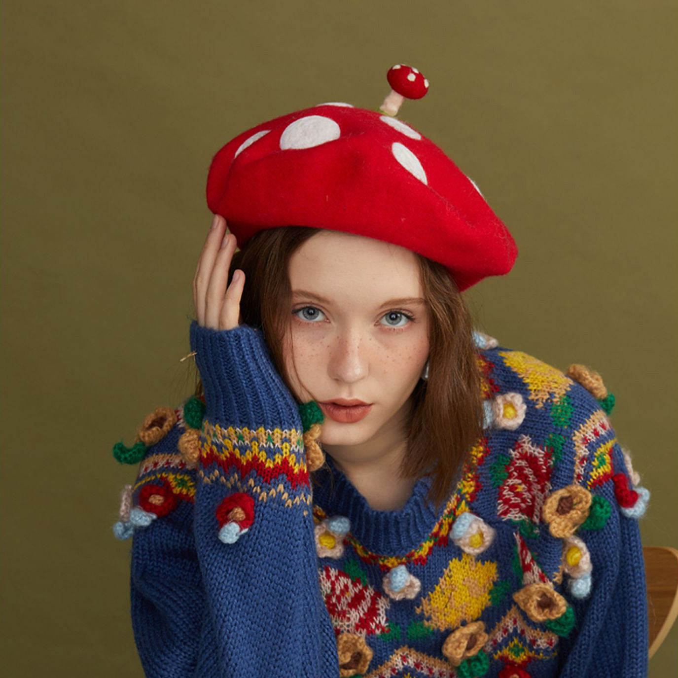 真っ赤なキノコのベレー帽