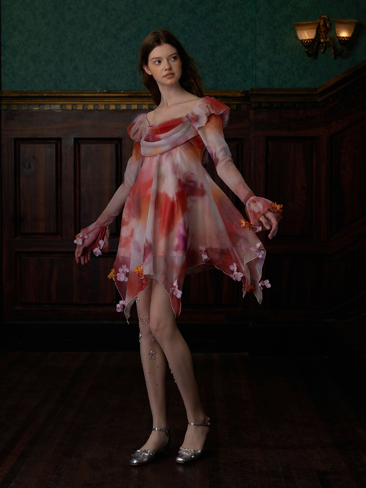 紅赤の滲み柄シフォンワンピース