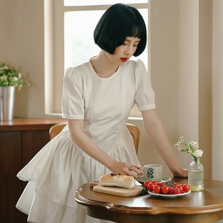 White French retro pleated layered short-sleeved dress remulia White French retro pleated layered short-sleeved dress remulia