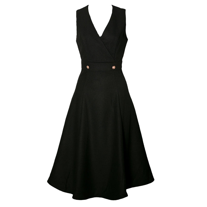 黒のお嬢様のウールジャンパースカート