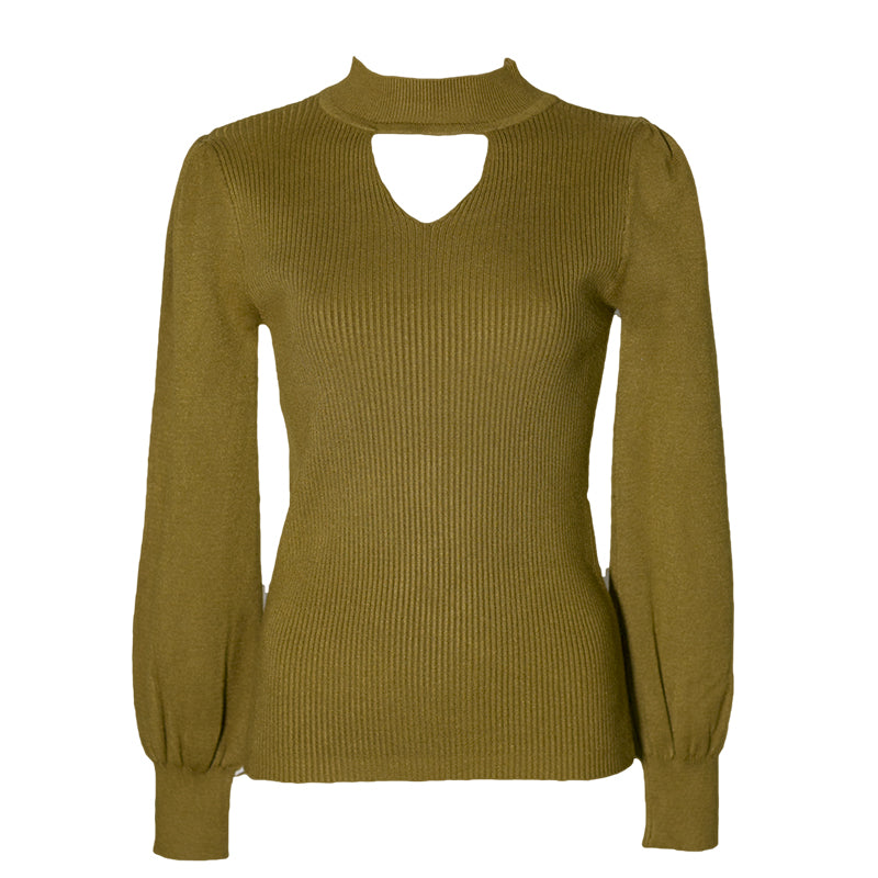 星月夜に誘われるハイネックスリムニット