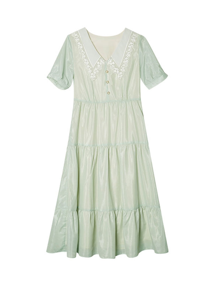 薄緑の刺繍襟フレンチワンピース