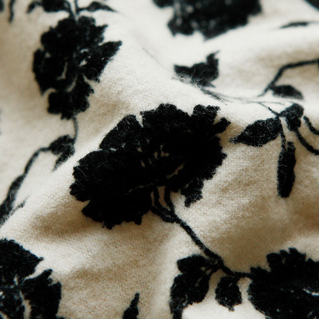 黒薔薇の月影ブラウス