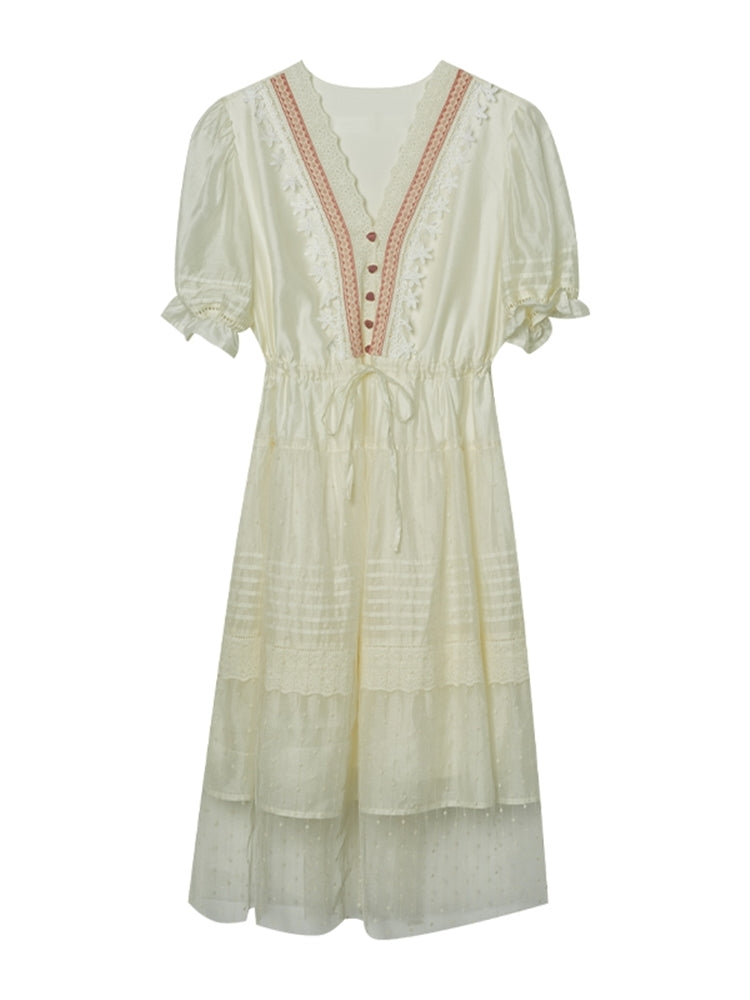 仄白い月色の刺繍フレンチワンピース