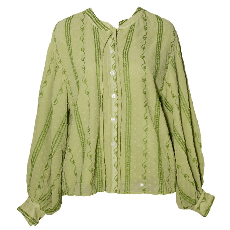 浅緑の刺繍レトロブラウス