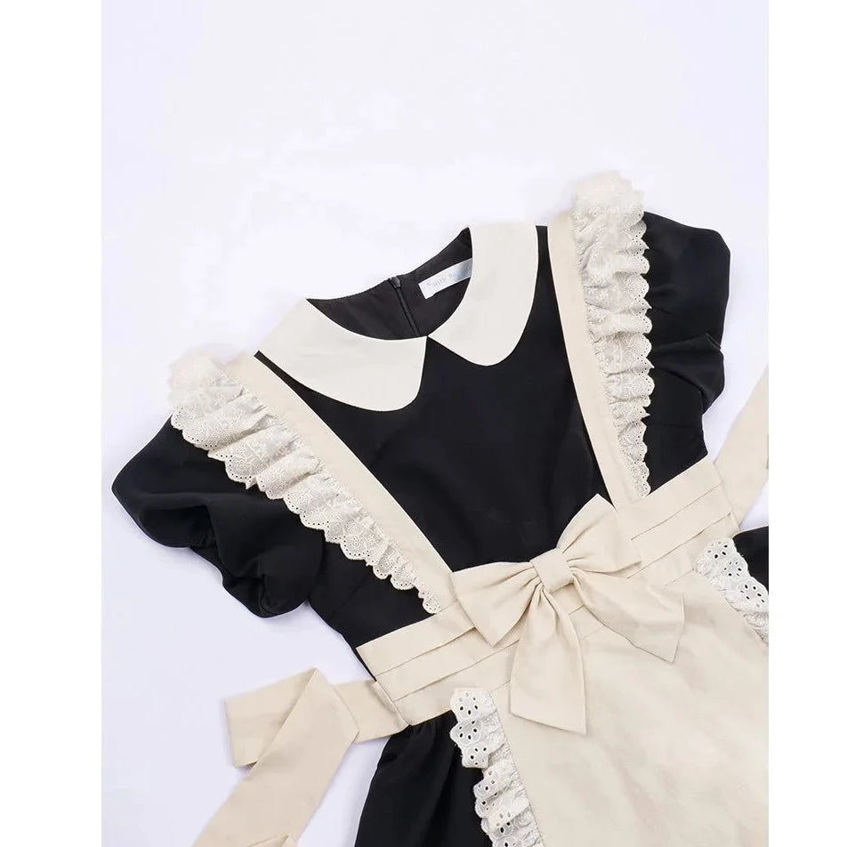 召使いのお嬢様のエプロンワンピース