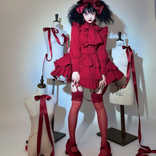 Crimson lady gothic ribbon blouse ＆ ruffled skirt