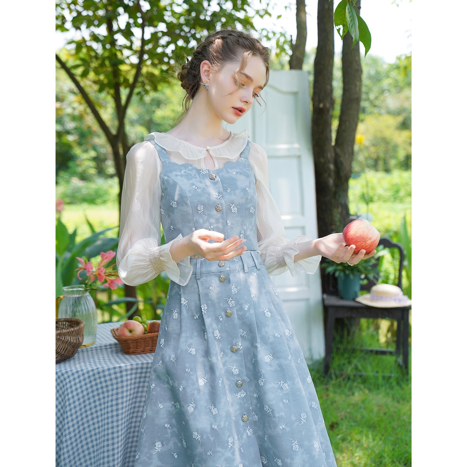 Light blue rose bustier ＆ flare skirt ＆ chiffon blouse – remulia