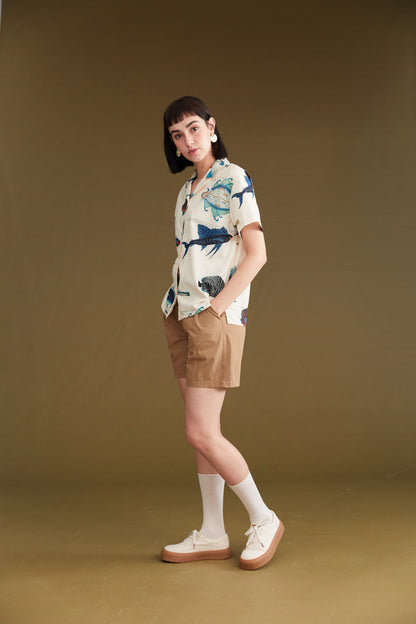 [Pre-order item: Shipped in late March] Fish picture book blouse