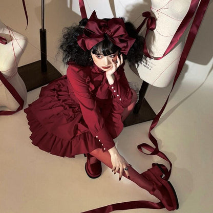 Crimson lady gothic ribbon blouse ＆ ruffled skirt