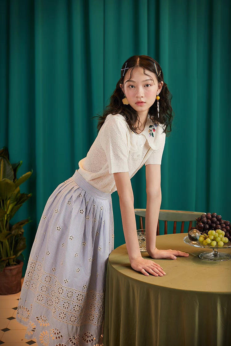 fresh hollow embroidered literary skirt 