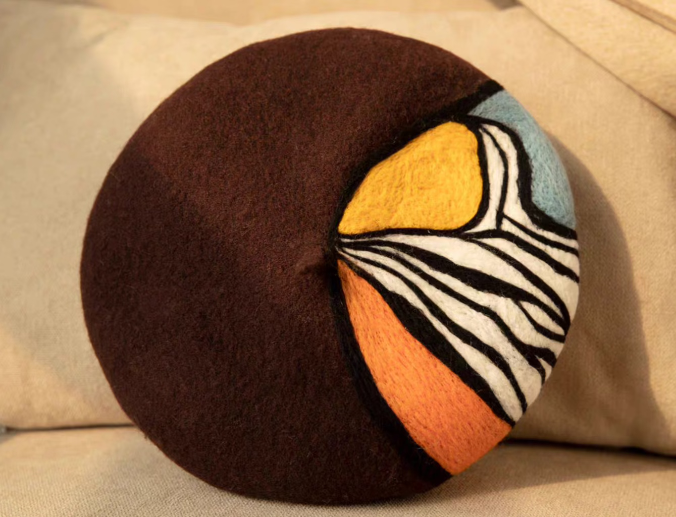 Japanese zebra retro beret