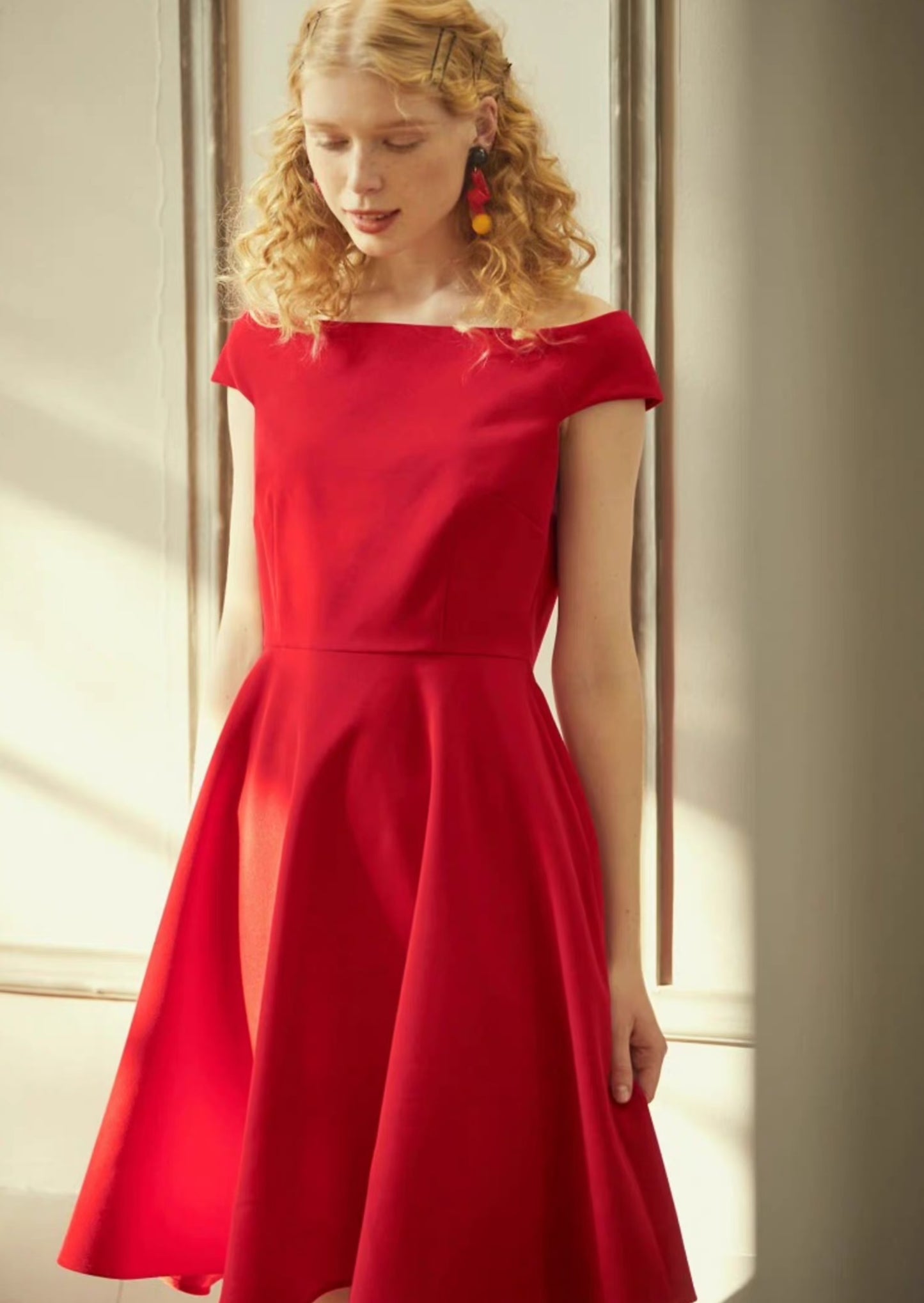 sensual large red annual formal dress 