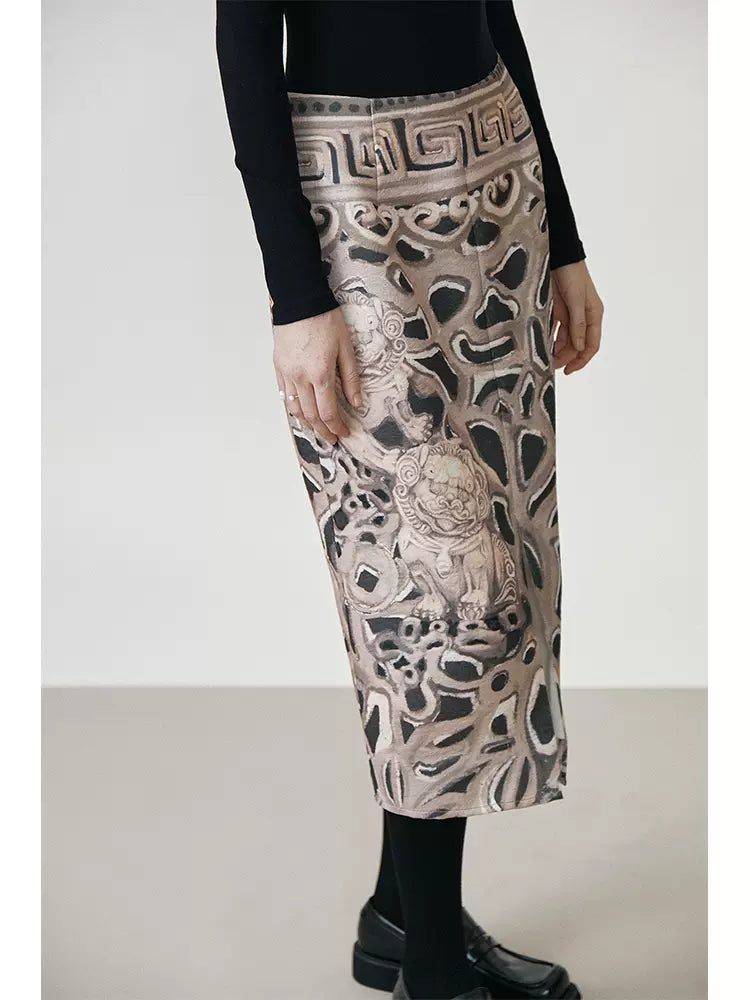 embossed lion texture slit mid-length one-step skirt 