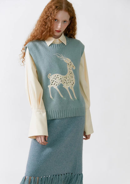 green deer decorated knitted vest sweater 