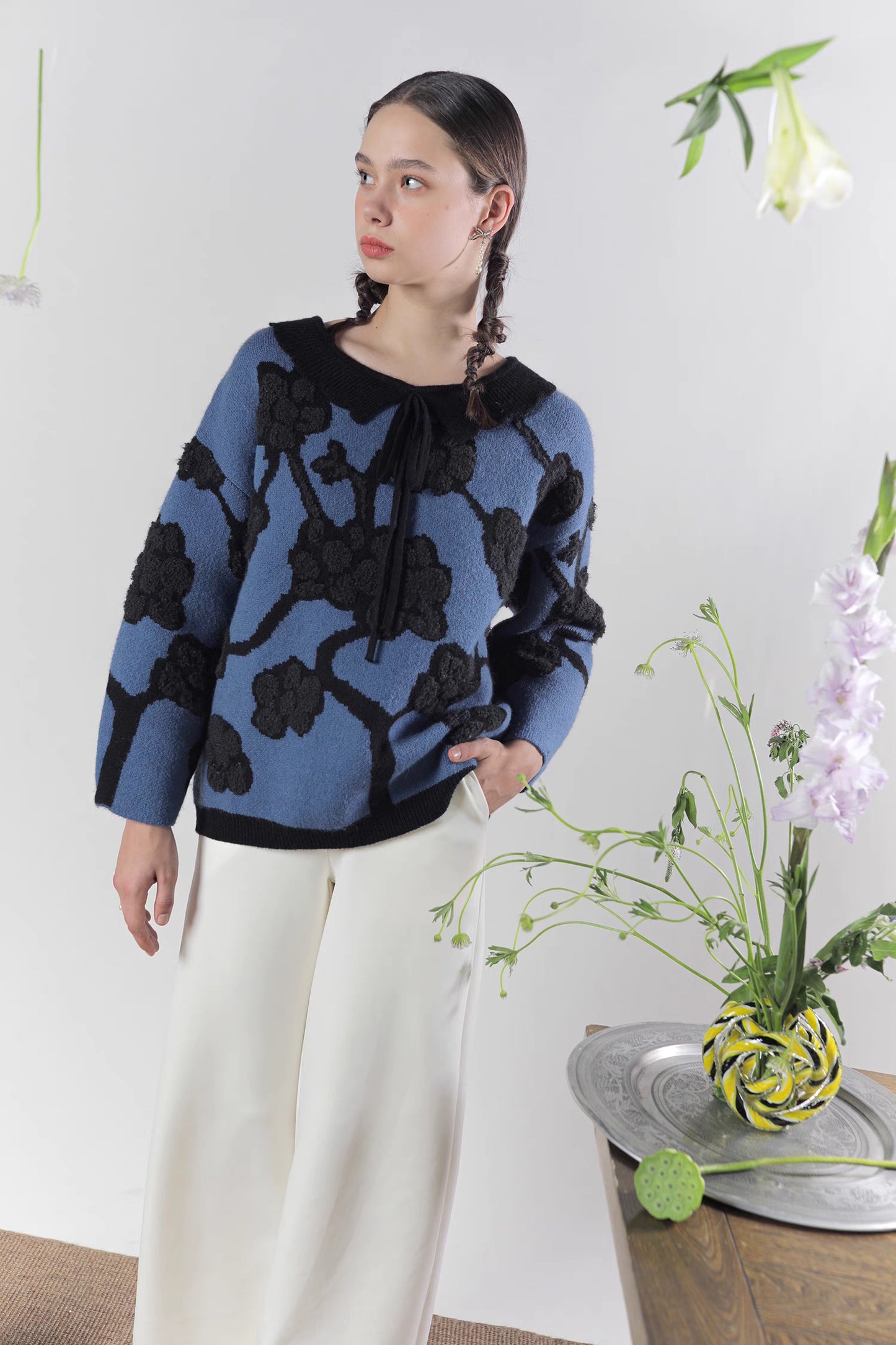 blue and black floral lace loose knitted sweater