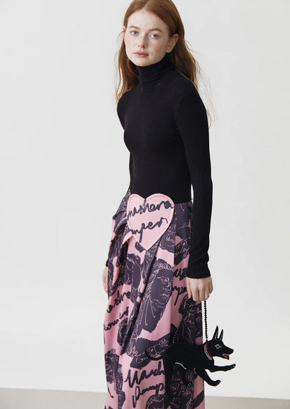 pink and ink portrait heart-shaped pleated long skirt